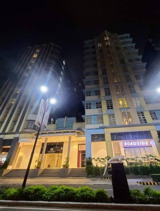דירות מנילה House Of B&Y At 101 Newport Across Naia T3 מראה חיצוני תמונה