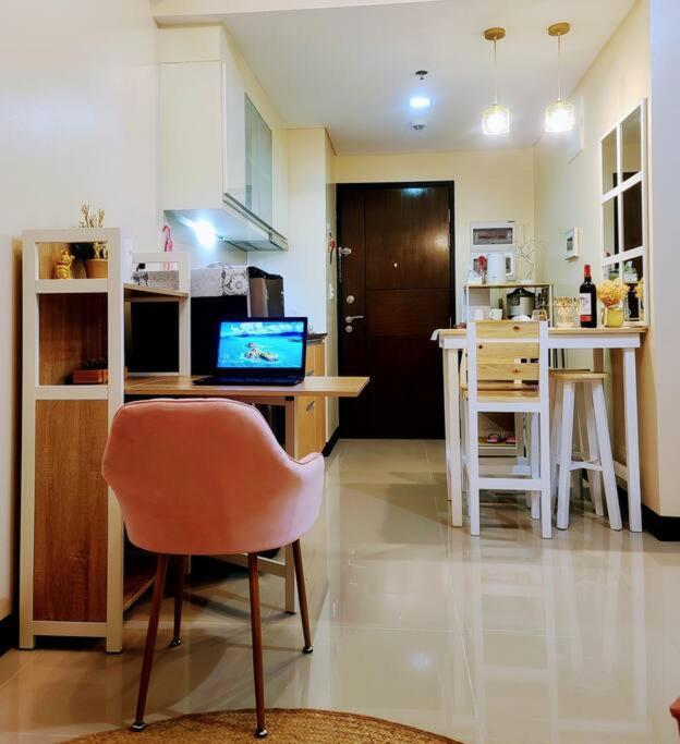 דירות מנילה House Of B&Y At 101 Newport Across Naia T3 מראה חיצוני תמונה